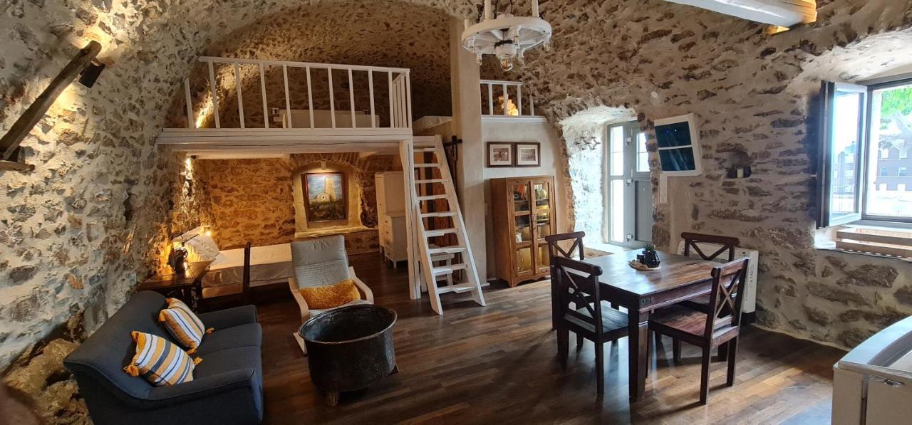 Olive Oil Mill Apartment ก๊กกาลา ภายนอก รูปภาพ